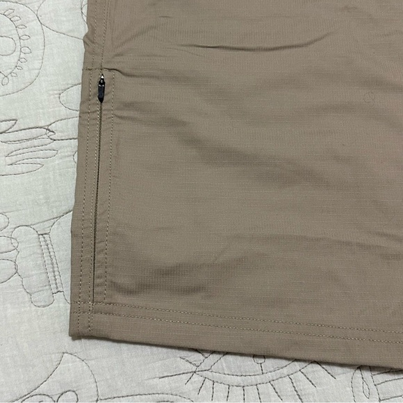 NWT Prana Men’s Double Peak Short Sz 34 10” inseam Sandbar Khaki UPF 50+ - Picture 9 of 10